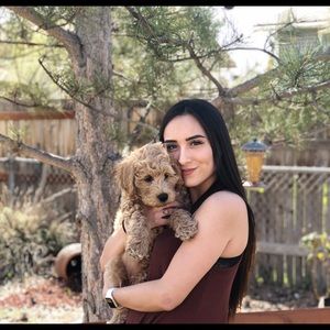 Meet your Posher, Alyssa